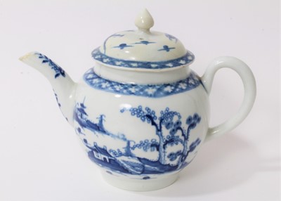 Lot 2 - A Worcester blue and white Cannonball pattern teapot and cover, circa 1755-80, painter's mark to base, 12cm high