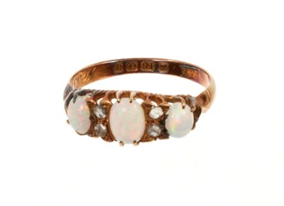 Lot 455 - Edwardian 18ct opal and diamond ring