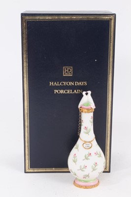 Lot 827 - A Halcyon Days Chelsea style porcelain scent bottle and stopper, in box