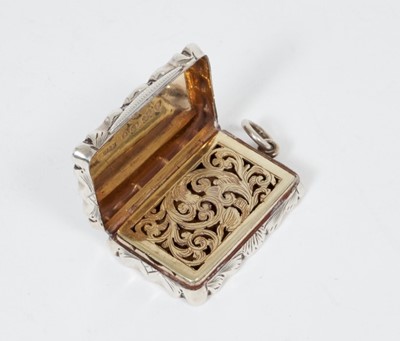 Lot 252 - Victorian silver vinaigrette of shaped rectangular form, with foliate decoration