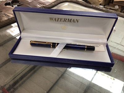 Lot 100 - Waterman fountain pen with deep blue marbled finish