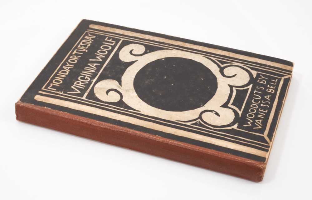 Lot 748 - Virginia Woolf - Monday or Tuesday, 1921 first edition, published by Hogarth Press, with woodcuts by Vanessa Bell, board ends