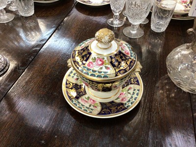 Lot 135 - A fine quality Royal Crown Derby Rose pattern dinner service, circa 1815-20 - according to John Twitchett of Royal Crown Derby this service would have been commissioned for a special event and most...
