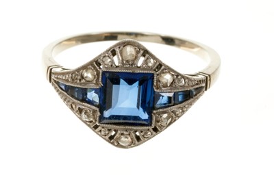 Lot 552 - Art Deco synthetic sapphire and diamond ring