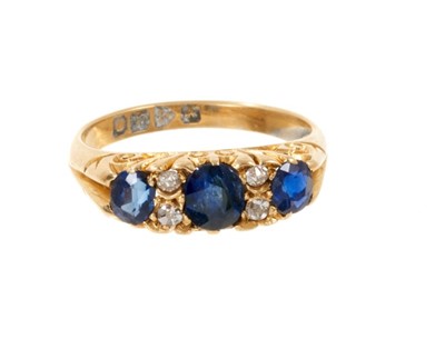 Lot 535 - Late Victorian 18ct gold sapphire and diamond ring, Chester 1900.