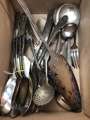 Lot 1098 - Four silver teaspoons and various silver plated cutlery