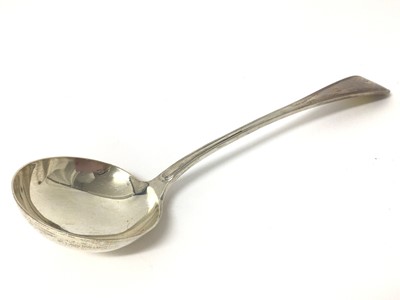 Lot 378 - George V silver Old English and thread pattern soup ladle, (Sheffield 1918), maker Walker & Hall, all at 10ozs, 31cm in overall length.