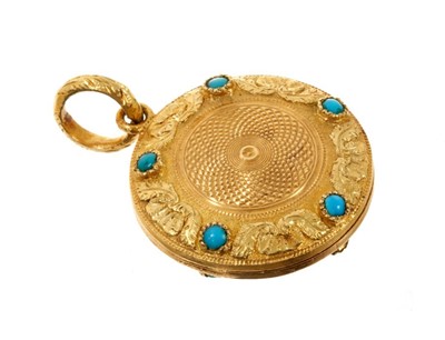 Lot 578 - Regency yellow metal and turquoise vinaigrette of circular form with cast foliage and engine turned decoration, 32mm x 23mm.