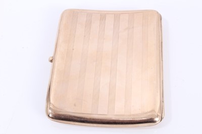 Lot 587 - 9ct rose gold cigarette case with engraved family crest.