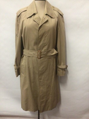 Lot 2061 - Burberry gentlemen's trench coat c1980 size 46 short.