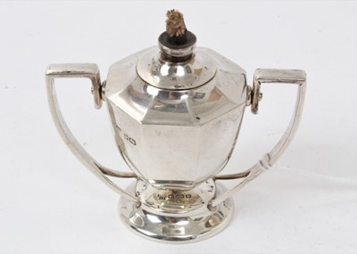 Lot 415 - Edwardian novelty silver table lighter in a gimbal frame