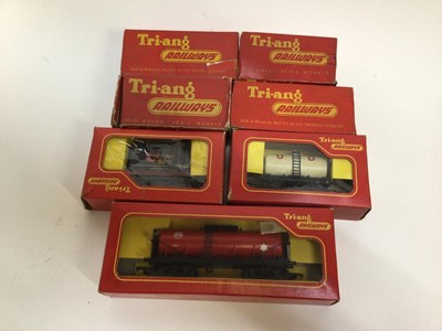 Lot 42 - Railway Triang OO Gauge boxed including RS13 set (no rails), R555C Pullamn Train, R59 2-6-2 locomotives, carriages and rolling stock (QTY)