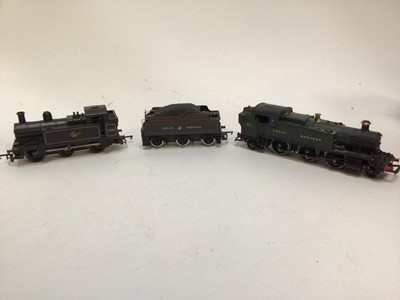 Lot 43 - Railway Hornby OO Gauge R759 GWR locomotive "Albert Hall", SR Class N15 "Sir Dinadin" , both boxed plus a selection of unboxed locomtives and tenders (QTY)