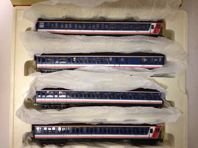 Lot 53 - Hornby OO gauge NSE 4 VEP Class 423/1 train pack R2947 boxed