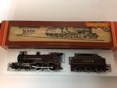 Lot 68 - Hornby OO gauge selection of boxed items including BR 4-4-0 Schools Class 'Clifton' R084, MR Compound No. 1000 R355, SR Locomotive Sir Dinadan R154, SR Battle of Britain Class Spitfire R374, Battle...