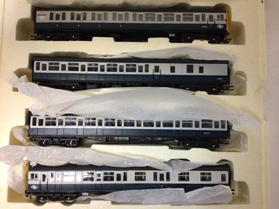 Lot 75 - Hornby OO gauge BR 4 VEP Class 423 Train Pack R3143 boxed