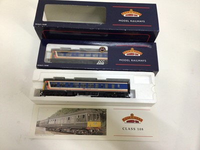 Lot 141 - Bachmann OO gauge Class 108 DMU two car Network Southeast 32-901, Class 25/3 Diesel BR blue 25 289 (re-numbered) 32-401 both boxed