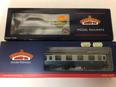 Lot 158 - Bachmann OO gauge selection of boxed carriages and coaches etc (10)