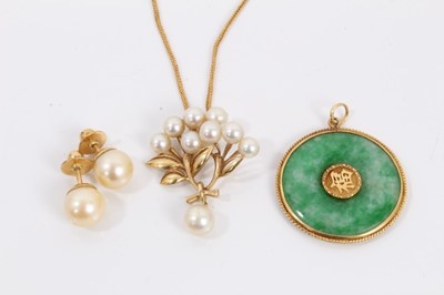 Lot 747 - Cultured pearl pendant in 14ct gold mount on 22ct gold chain, pair of cultured pearl earrings and a Chinese jade pendant