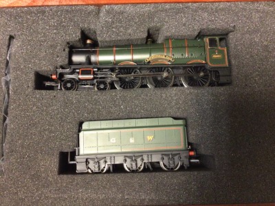 Lot 182 - Bachmann Limited Edition 135/2000 OO gauge GWR green "Raveningham Hall" 6960 locomotive and tender, in presentation wooden box, plus certificate