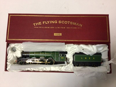 Lot 188 - Hornby Millenium Limited Edition 626/2000 OO Gauge Class A3 LNER green 4-6-2 locomotive and tender "Flying Scotsman" 103, boxed with certificate, R2146