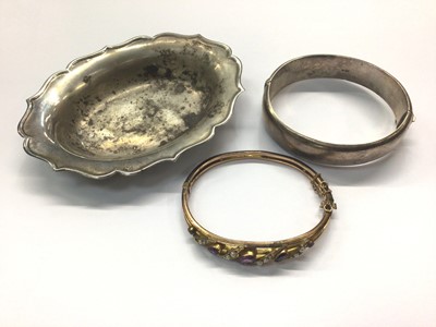 Lot 1008 - Silver bangle (Birmingham 1996), gold plated gem set bangle and small silver dish