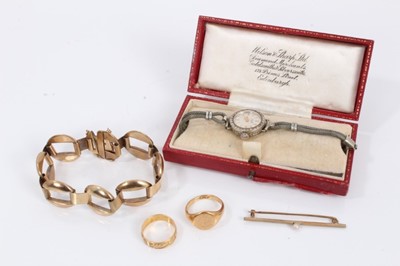 Lot 819 - Victorian 18ct gold wedding ring, 18ct gold signet ring, 9ct gold bar brooch, 9ct gold bracelet, and an Art Deco diamond-set cocktail watch