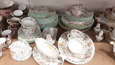 Lot 1231 - Minton Haddon Hall tea and dinner service