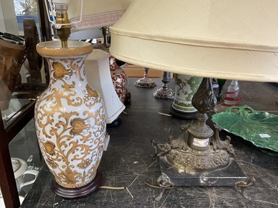 Lot 176 - Large group of table lamps