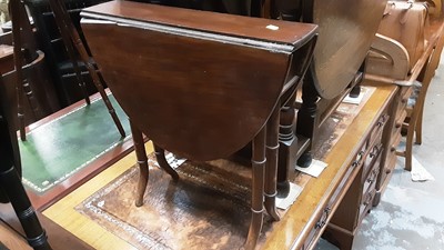 Lot 1226 - 19th century walnut Sutherland table