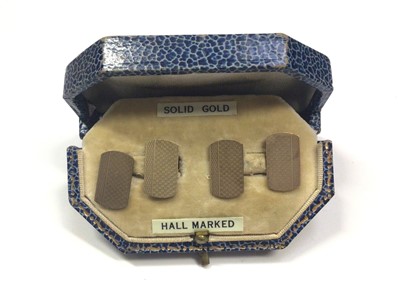 Lot 11 - Pair 9ct gold cufflinks (Chester 1946), boxed