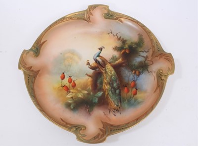 Lot 216 - Two Worcester cabinet plates