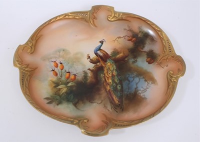Lot 216 - Two Worcester cabinet plates