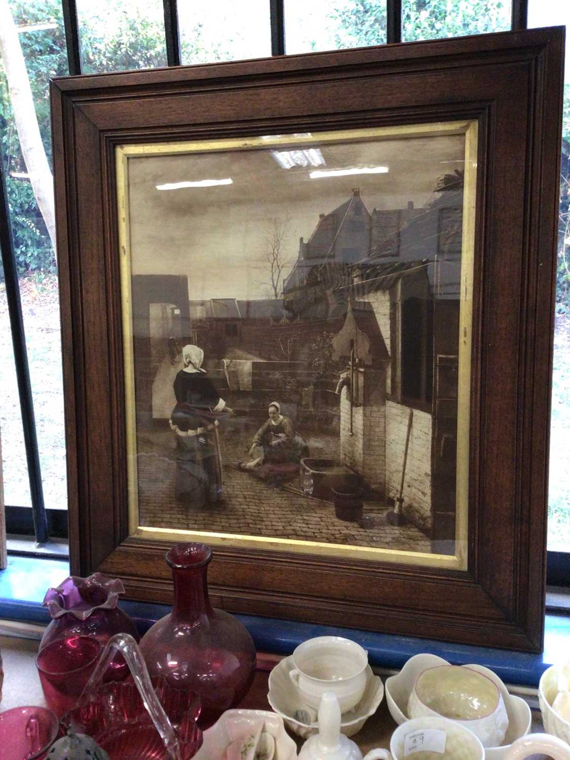 Lot 84 - Good quality Edwardian mahogany picture frame containing a Dutch print