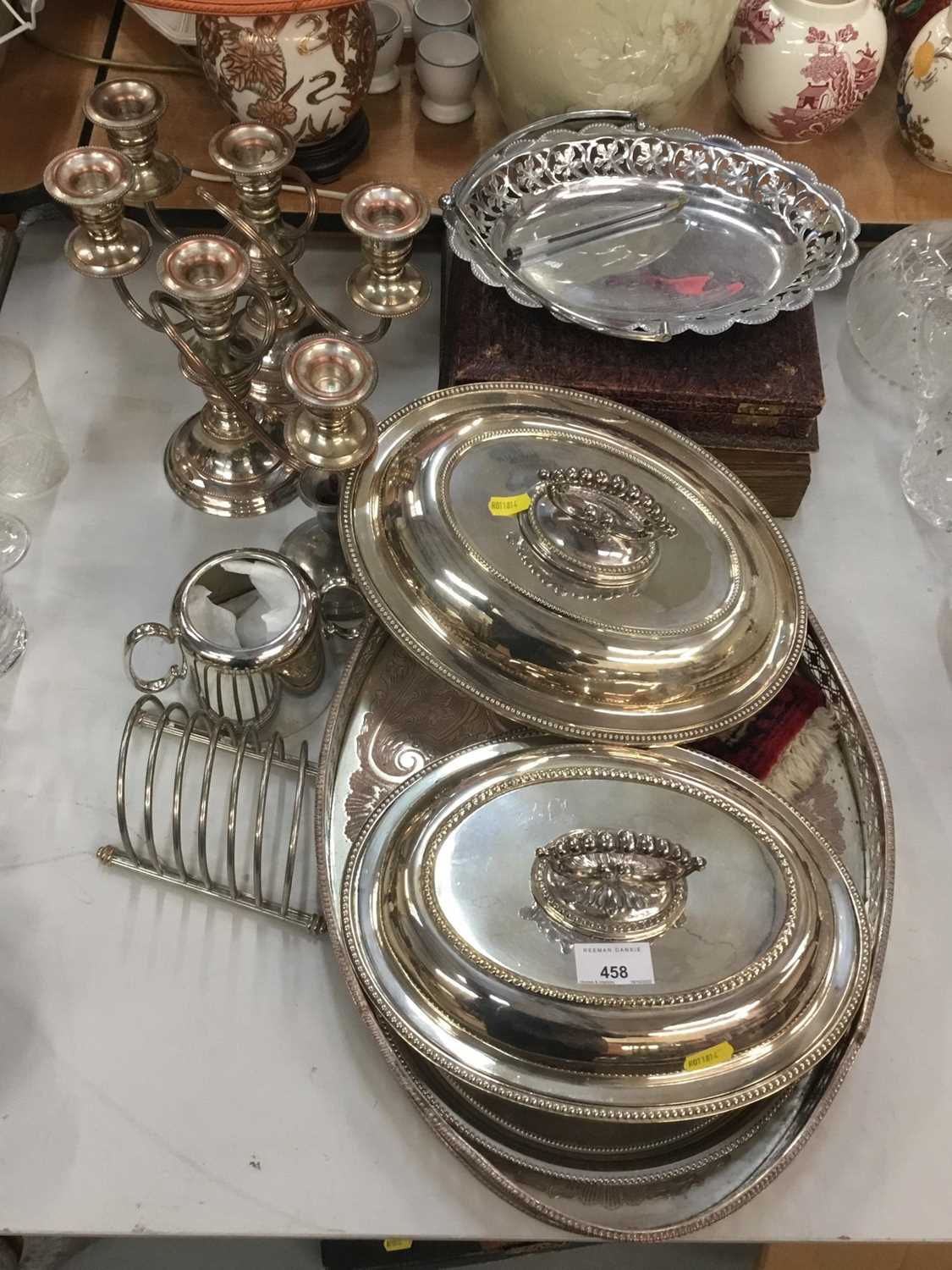 Lot 458 - Pair silver plated entree dishes with covers and sundry plated ware