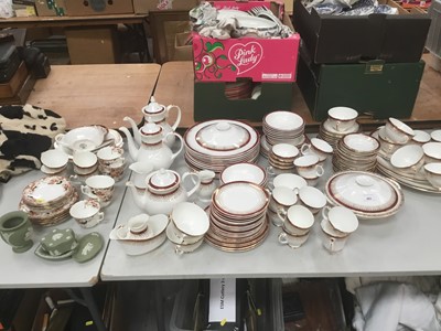 Lot 462 - Royal Grafton Majestic Pattern tea/ coffee/ dinner service and other china