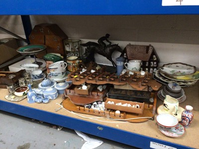 Lot 77 - China and other sundries, including Wedgwood jasperware, a collection of thimbles, etc