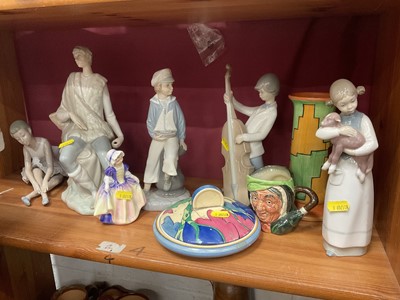 Lot 124 - Clarice Cliff fantastique pot and cover, Lladro figures and other items