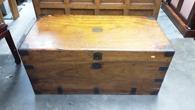 Lot 1420 - Good quality Camphor wood military chest