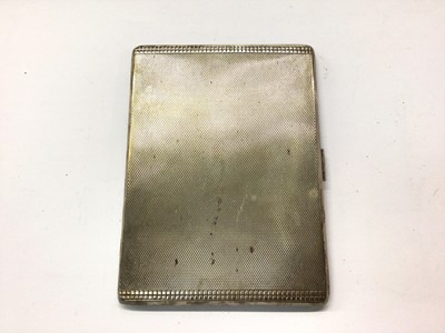 Lot 1048 - Silver cigarette case (Birmingham 1951)