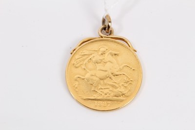 Lot 804 - Victorian gold £2 coin with pendant mount