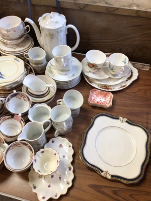Lot 117 - Quantity of tea and dinner wares, including Richmond, Royal Albert, etc