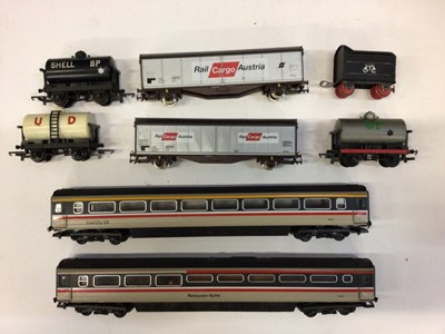 Lot 1833 - Intercity trains and carriages and Triang train and carriages