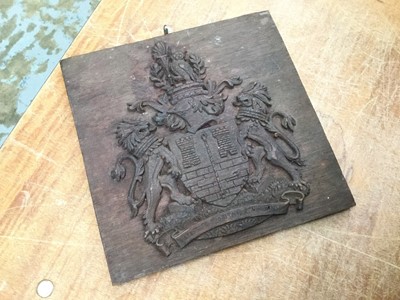 Lot 531 - Carved wood armorial panel