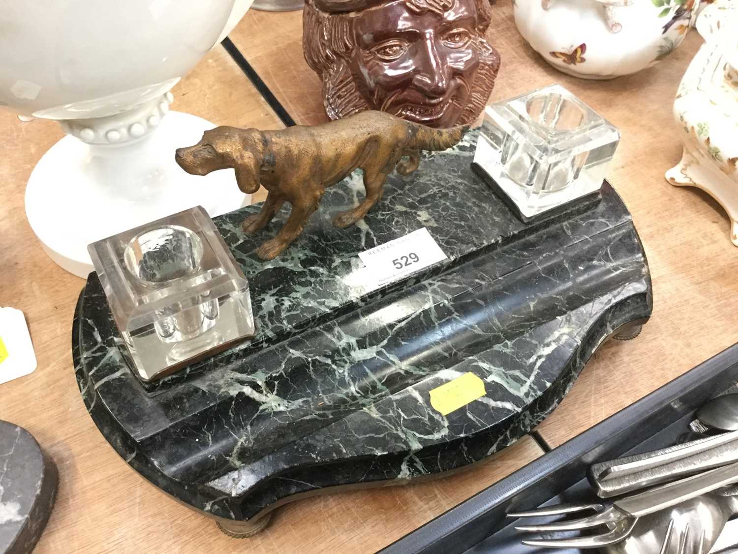 Lot 529 - Verde marble inkstand mounted with a dog