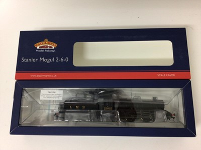 Lot 6 - Bachmann 00 gauge Robinson Class J11 locomotive and tender 5317, with black LNER livery, 31-318,  Stanier Mogul 2-6-0 locomotive and tender 2965, with LMS lined black livery, 31-690 and GNR Atlanti...