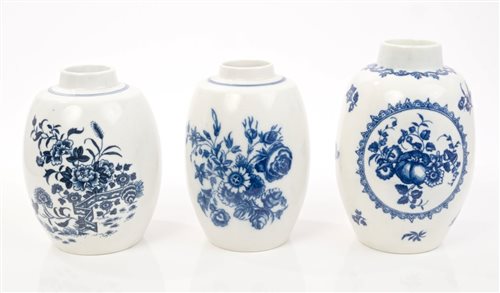 Lot 6 - Three 18th century Worcester blue and white...