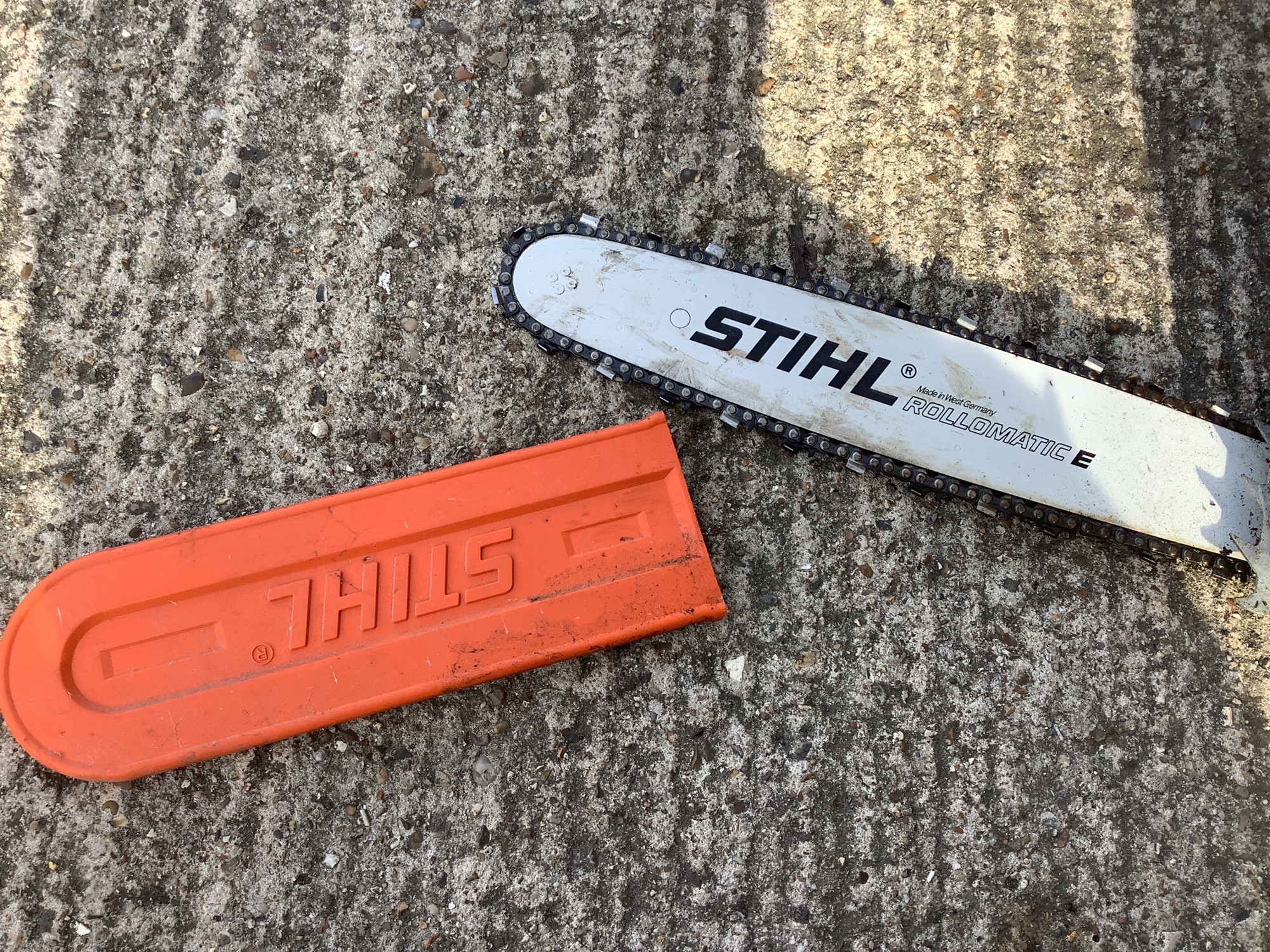 Lot 3 Stihl Petrol chainsaw