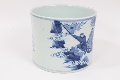 Lot 271 - A Chinese blue and white brush pot