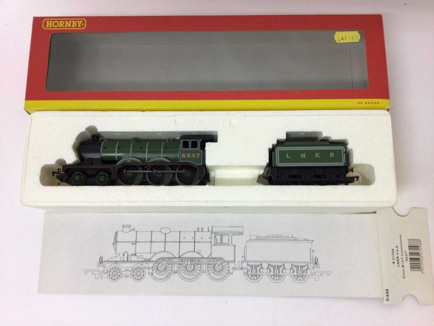 Lot 28 - Hornby OO gauge locomotives LMS 0-6-0 Class 4F Fowler locomotive '4418' R2193, LMS Fowler 0-6-0 Class 4F '4312' R3030, LNER 4-6-0 Class B12/3 locomotive '8537' R2156A all boxed (3)